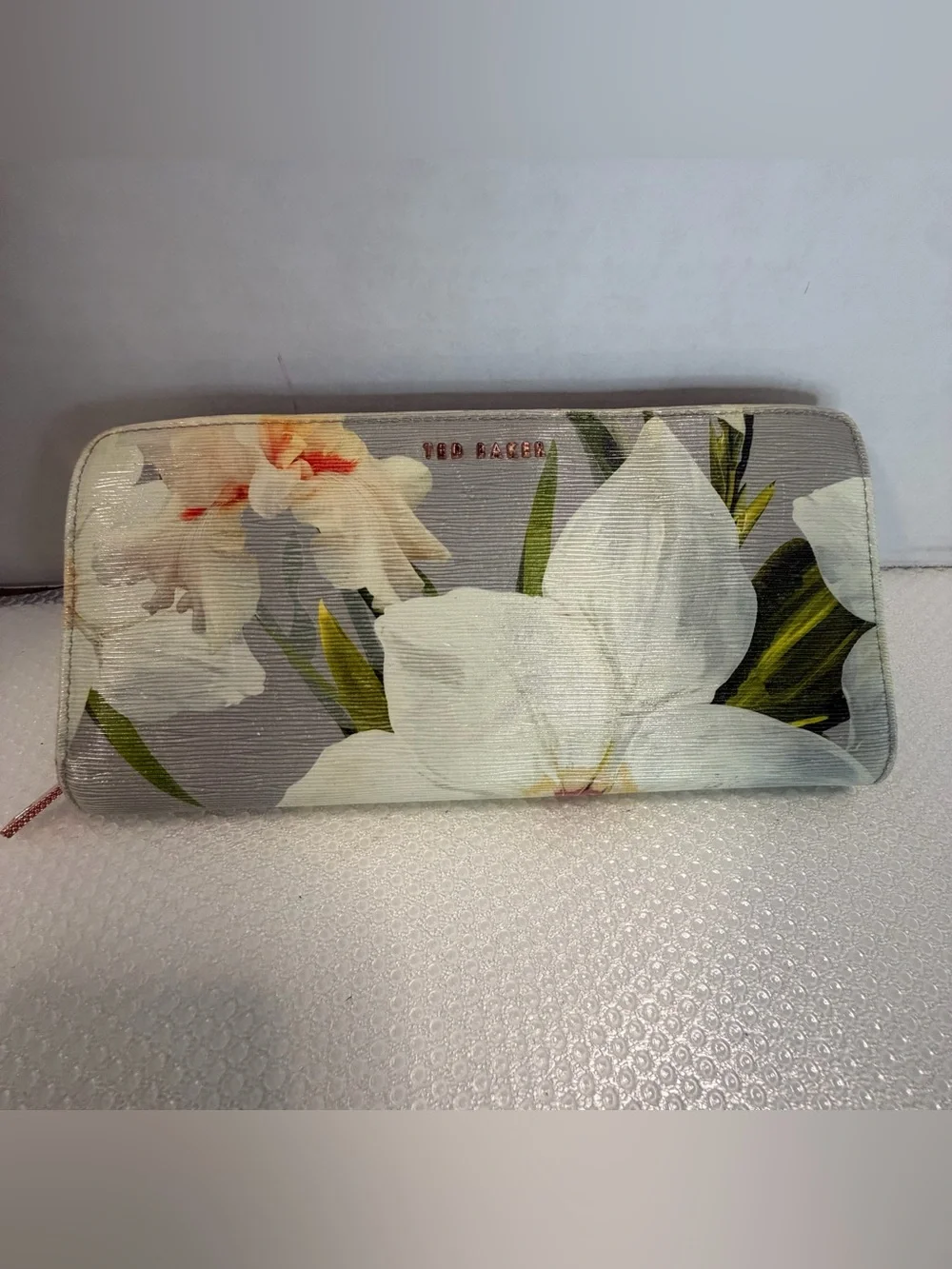 Ted Baker Gray Floral Zip-Around Wallet with White Blooms